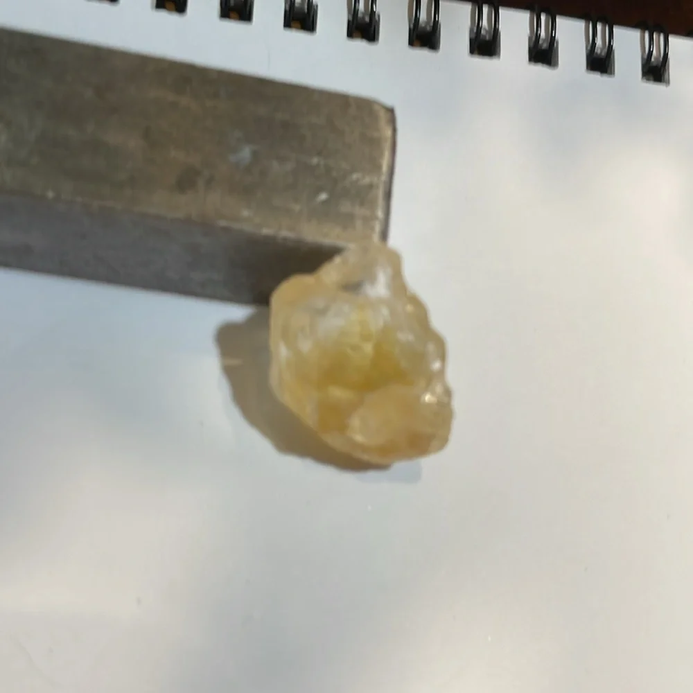 Raw Golden Quartz - Picture 5 of 5
